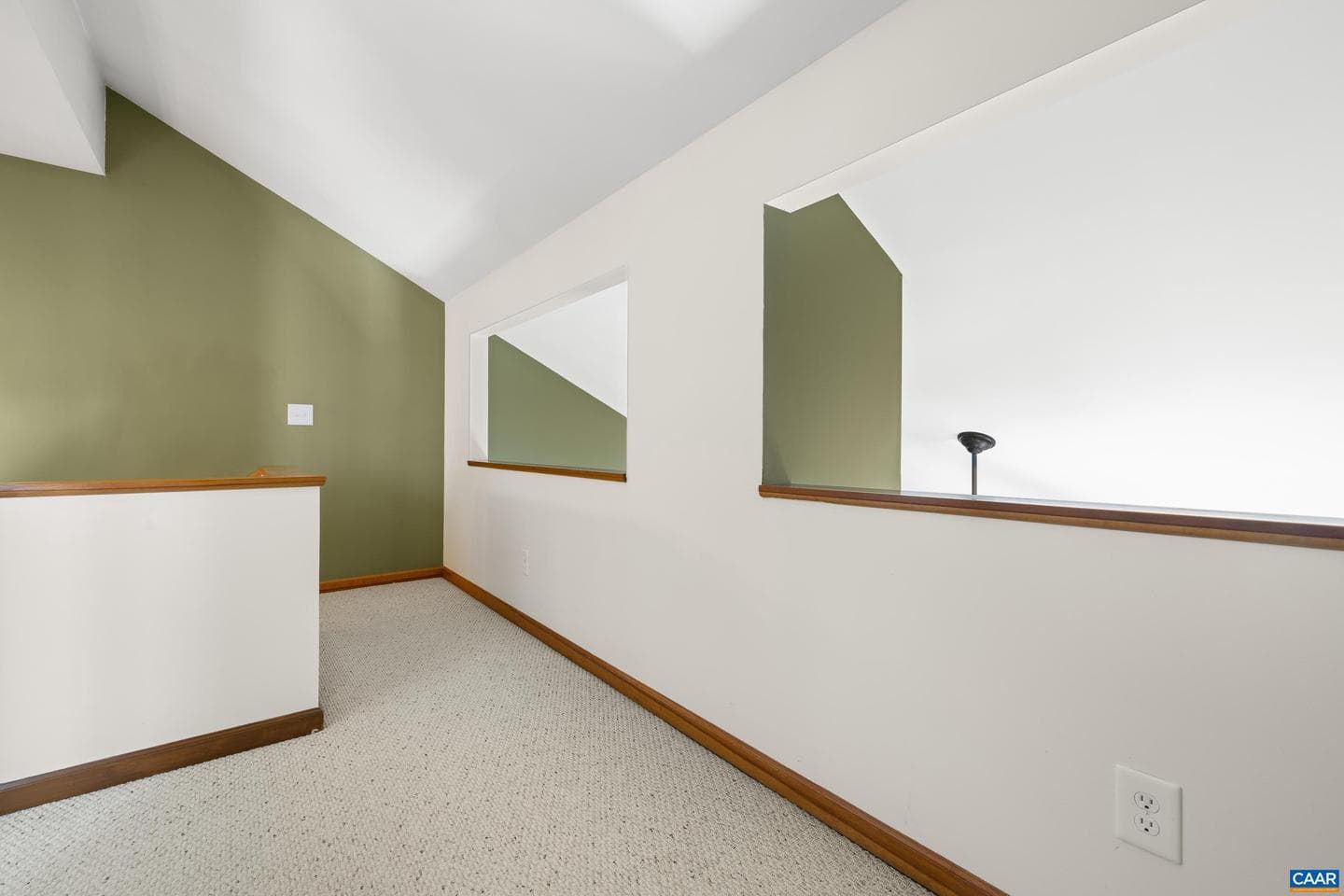 5485 Jamestown Ct photo 26