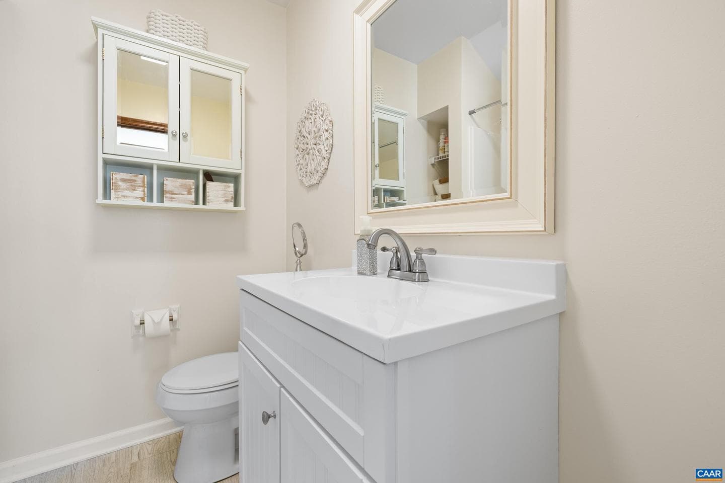 5485 Jamestown Ct photo 31