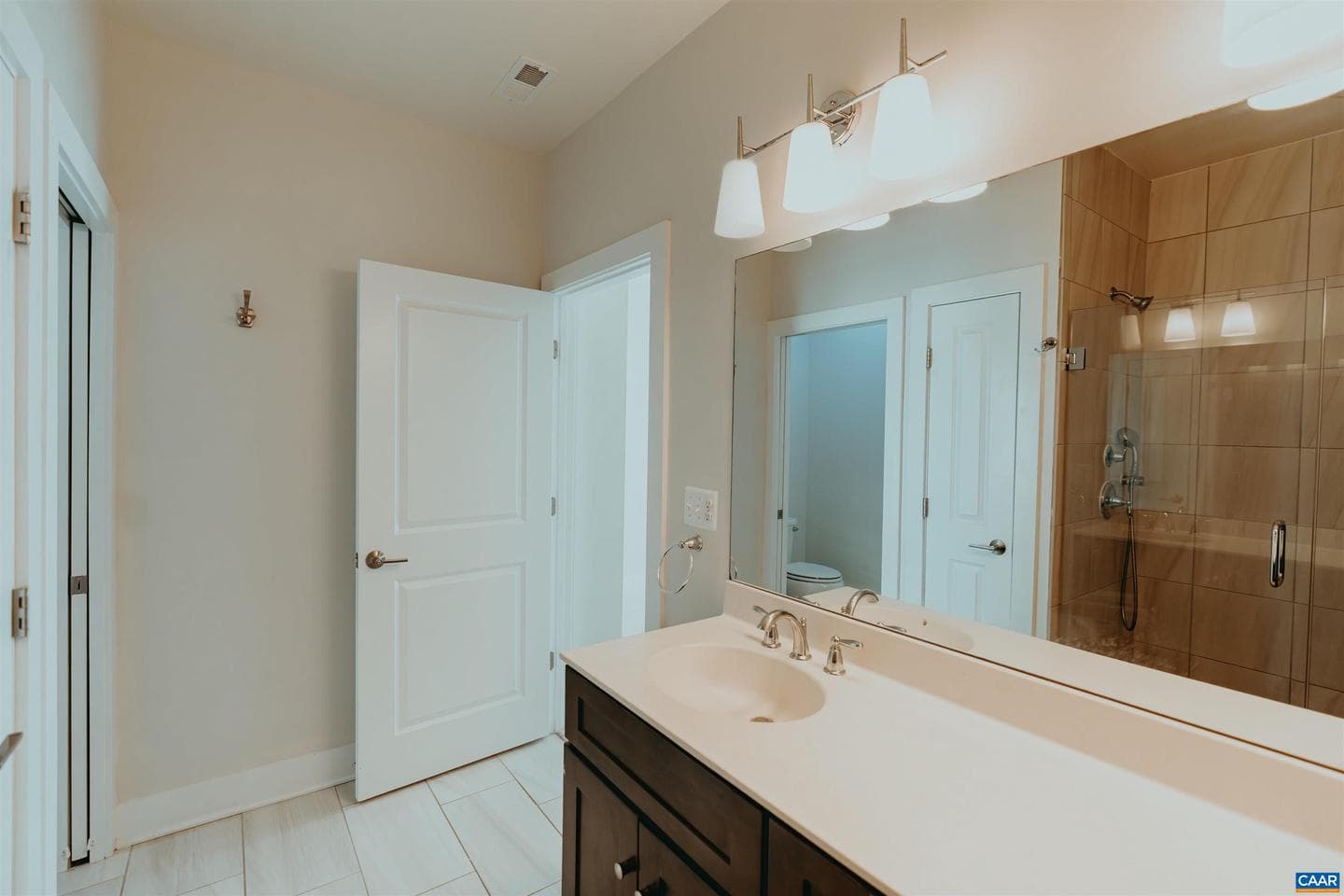 528 Trailside Dr photo 30