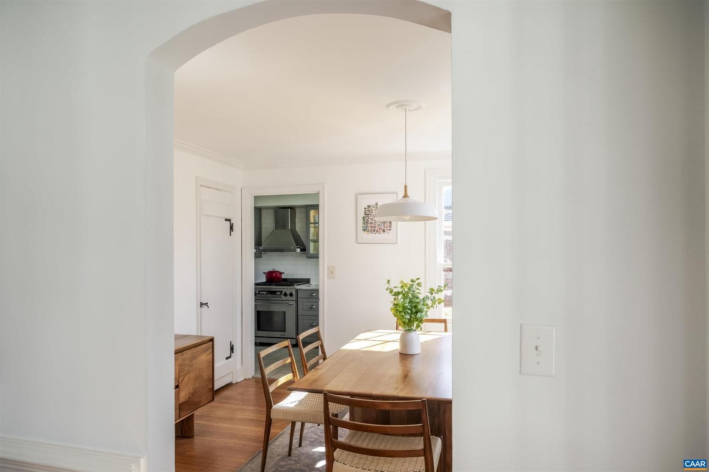 1504 Rutledge Ave photo 6
