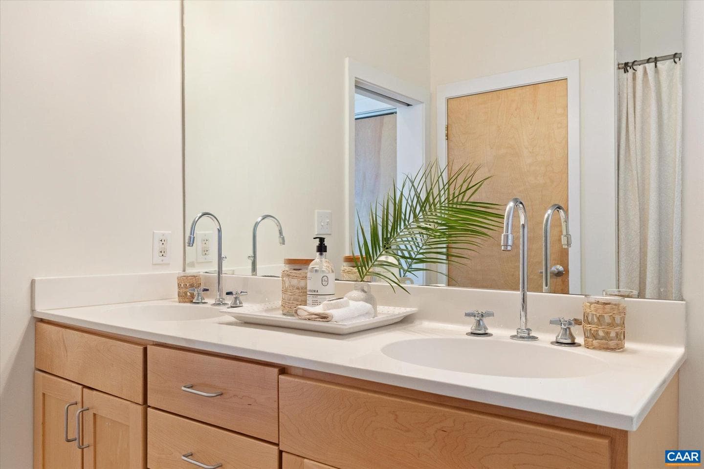202 Douglas Ave #3d photo 26