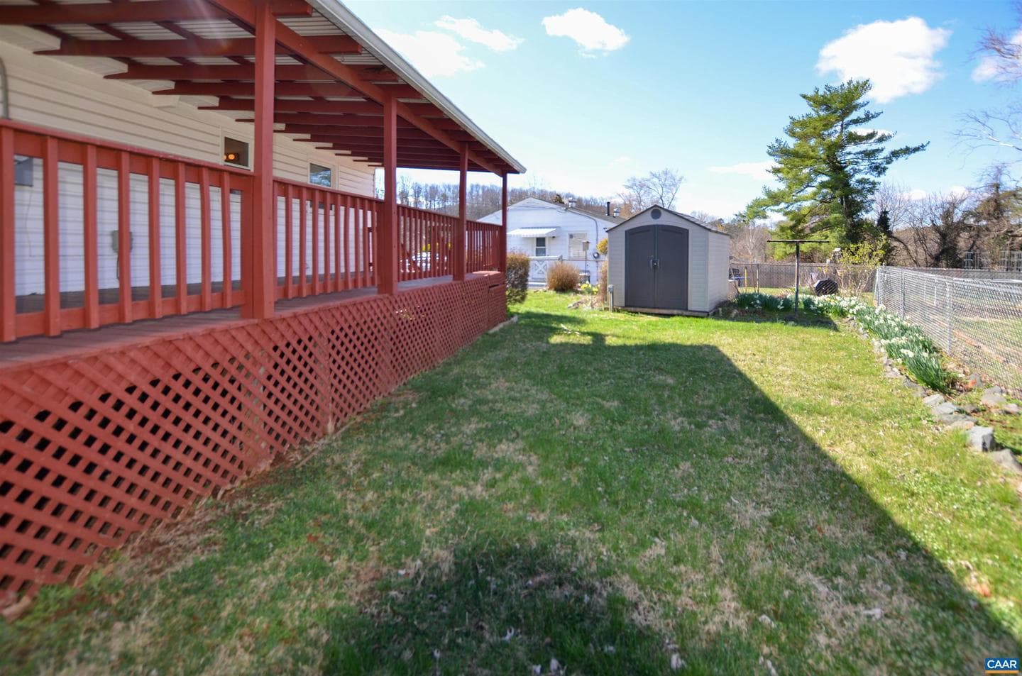 1646 Meridian St photo 33