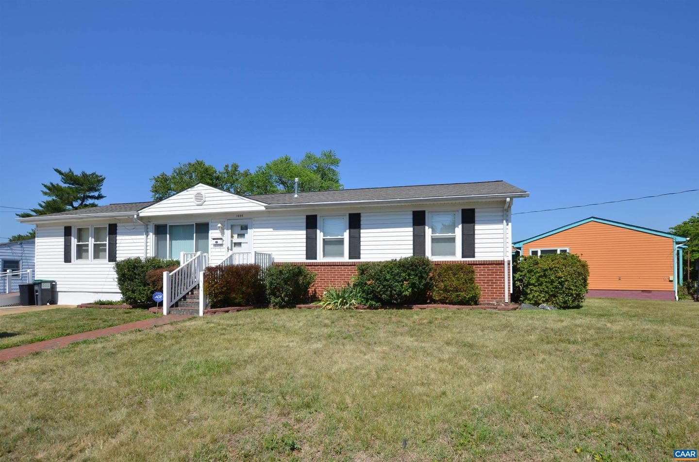 1646 Meridian St photo 41
