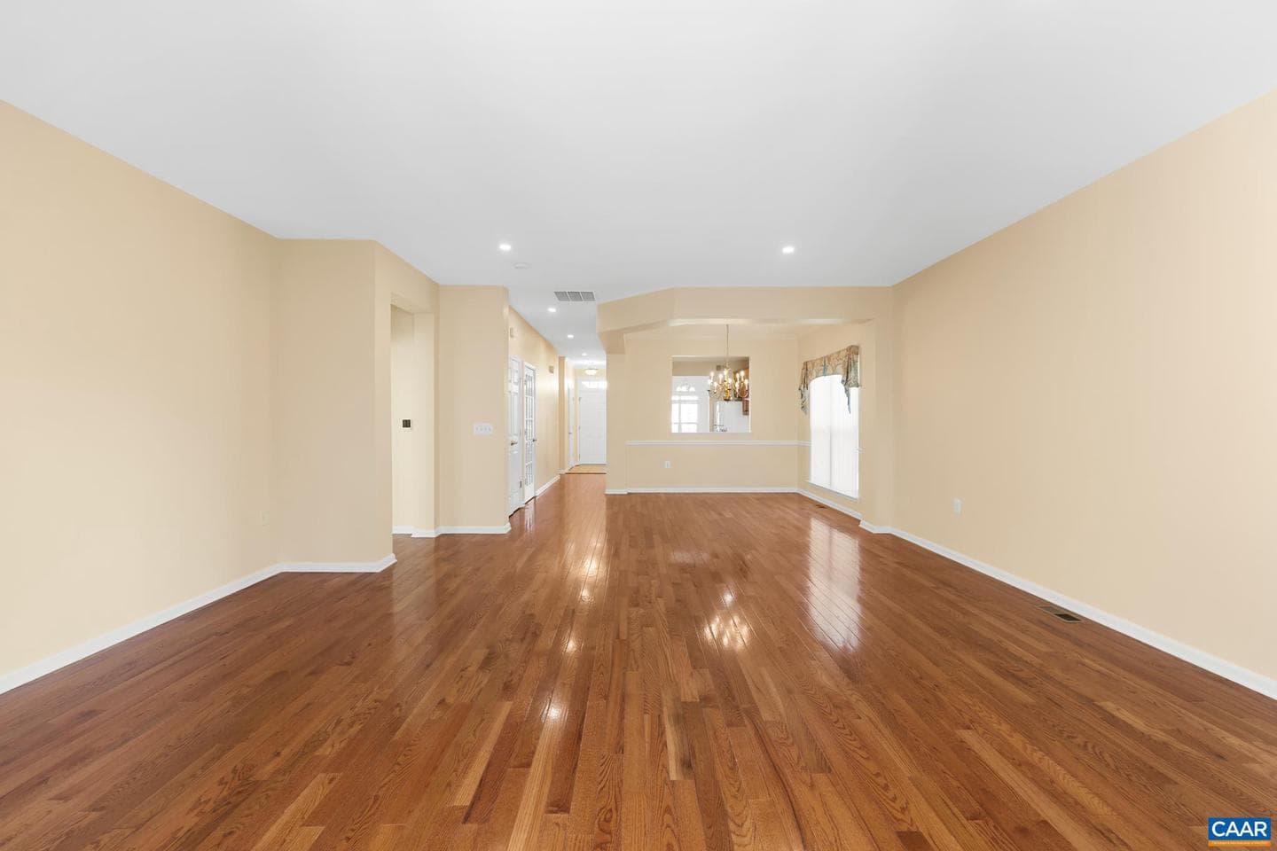 598 Mistland Trl photo 17