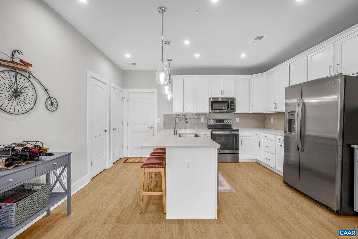 803 Wesley Ln #a photo 15