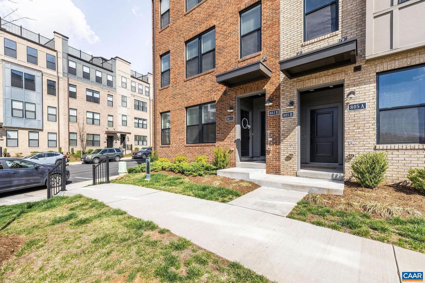803 Wesley Ln #a photo 2