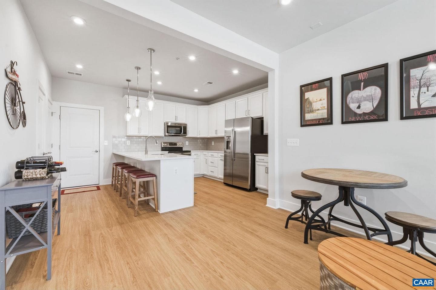 803 Wesley Ln #a photo 9