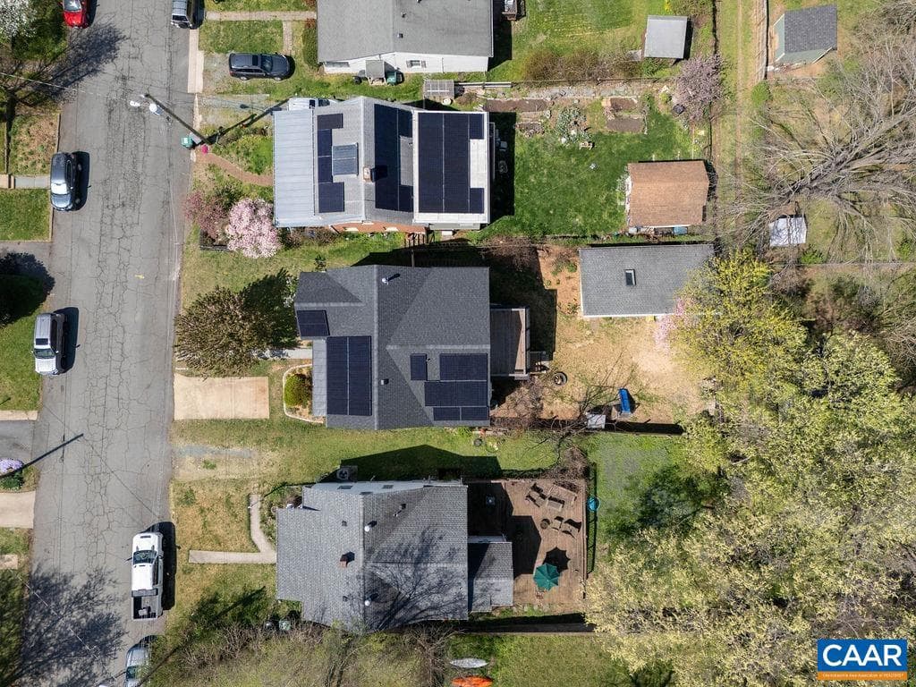628 Blenheim Ave photo 44