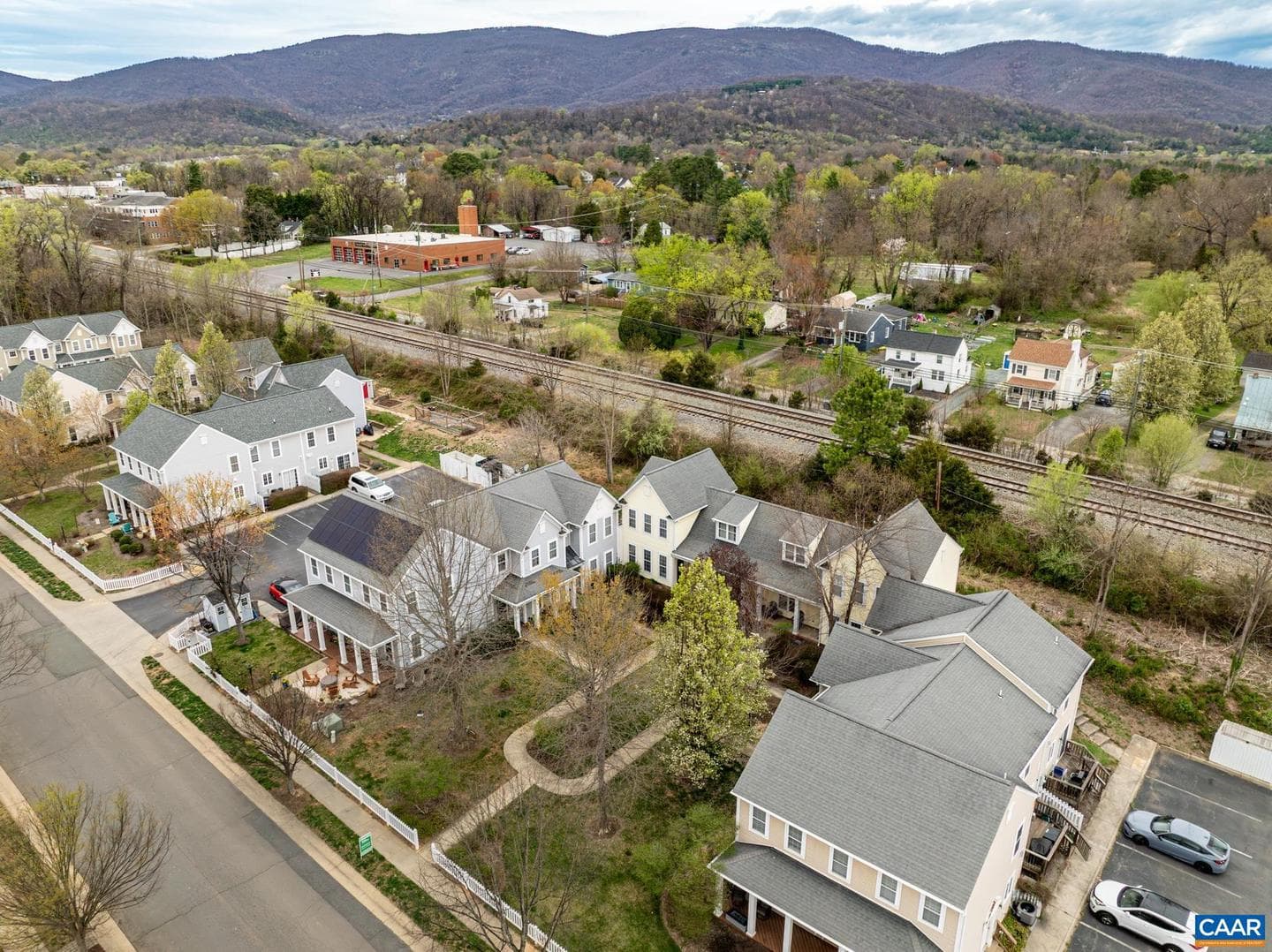 5442 Hill Top St photo 28