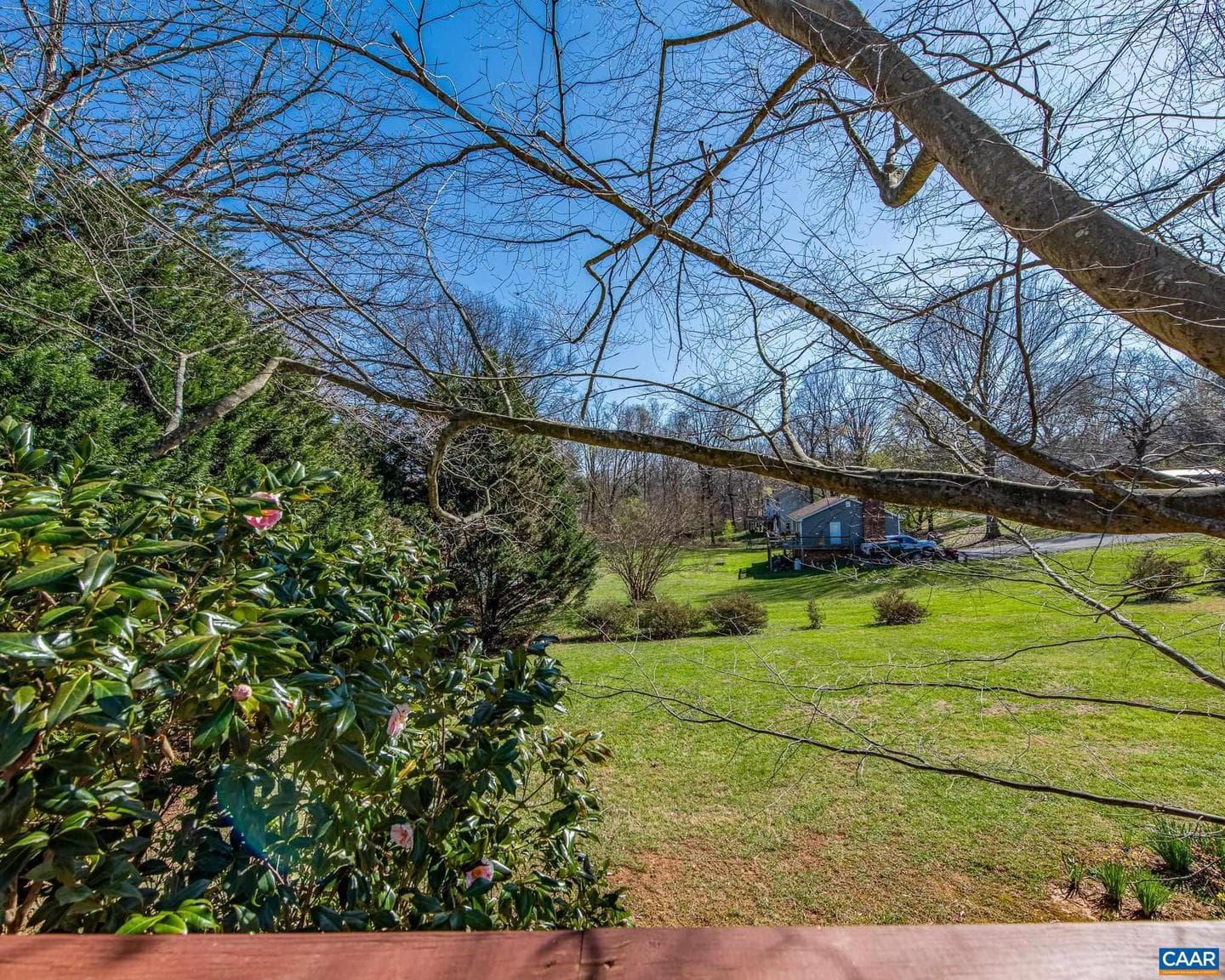565 Stagecoach Rd photo 24