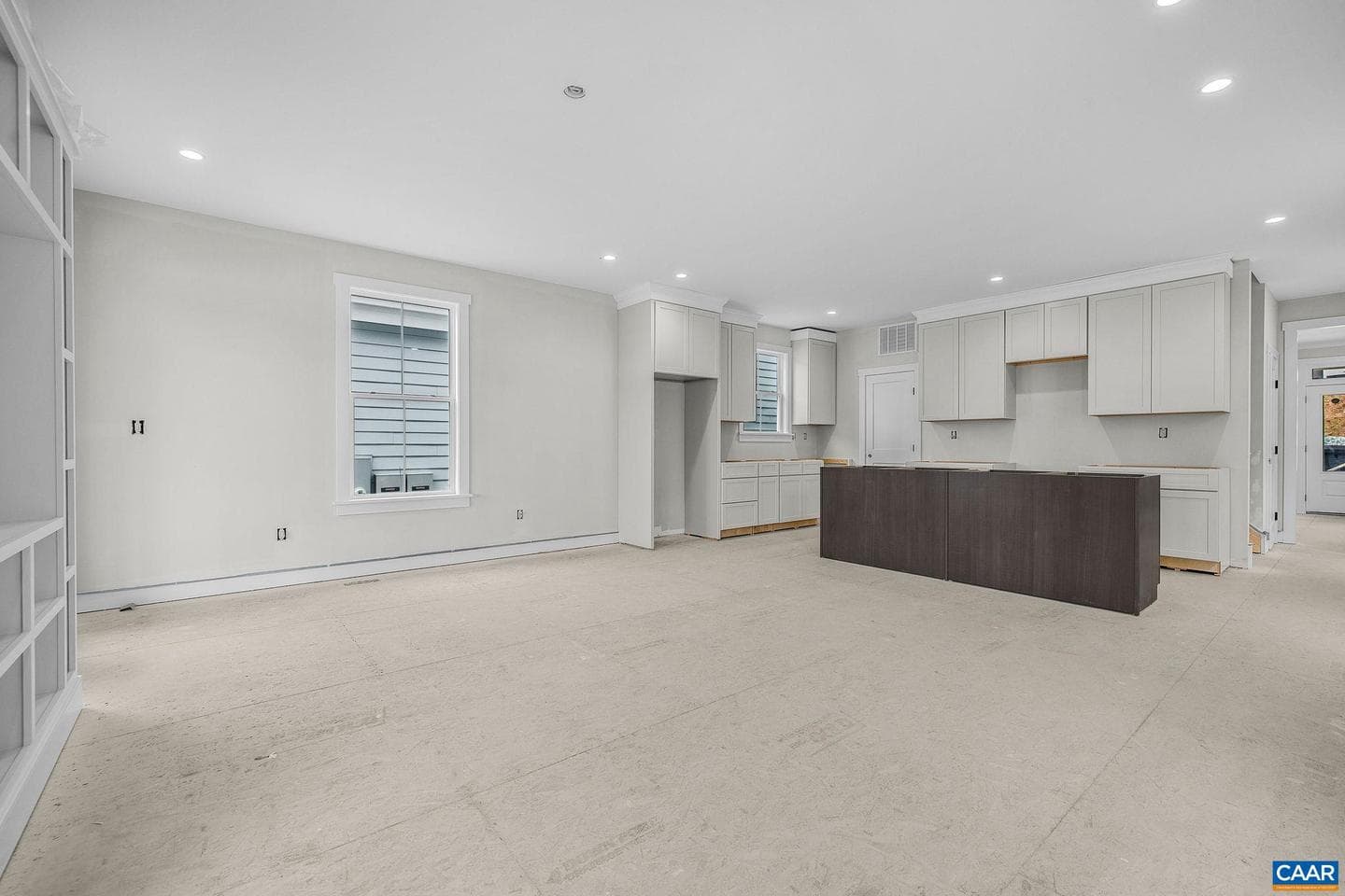 444 Nicholson St photo 14