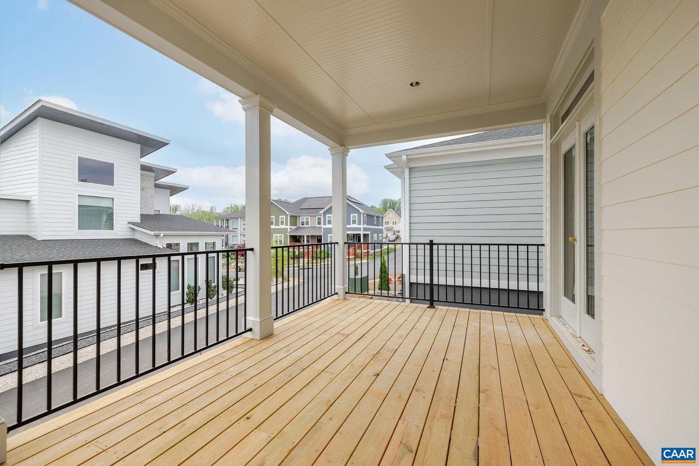 444 Nicholson St photo 15