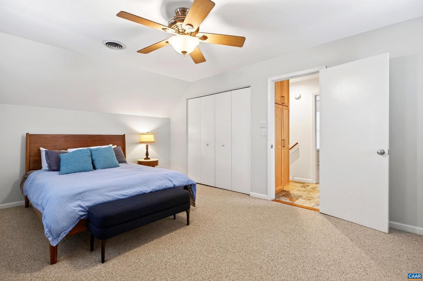 102 Slate Pl photo 19