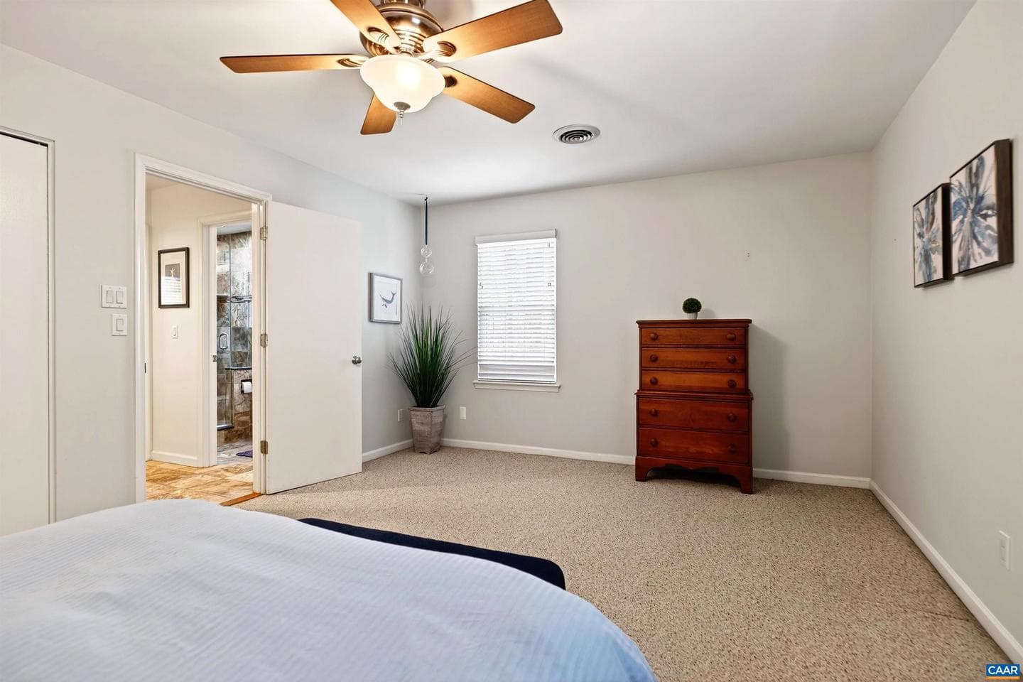 102 Slate Pl photo 23