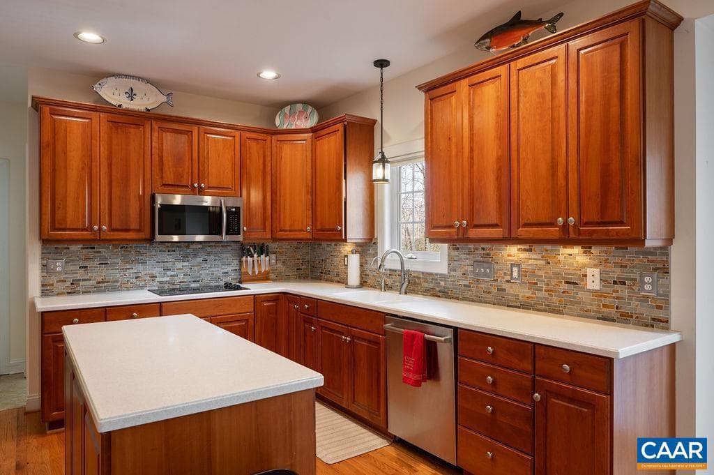 5270 Tanager Woods Dr photo 13