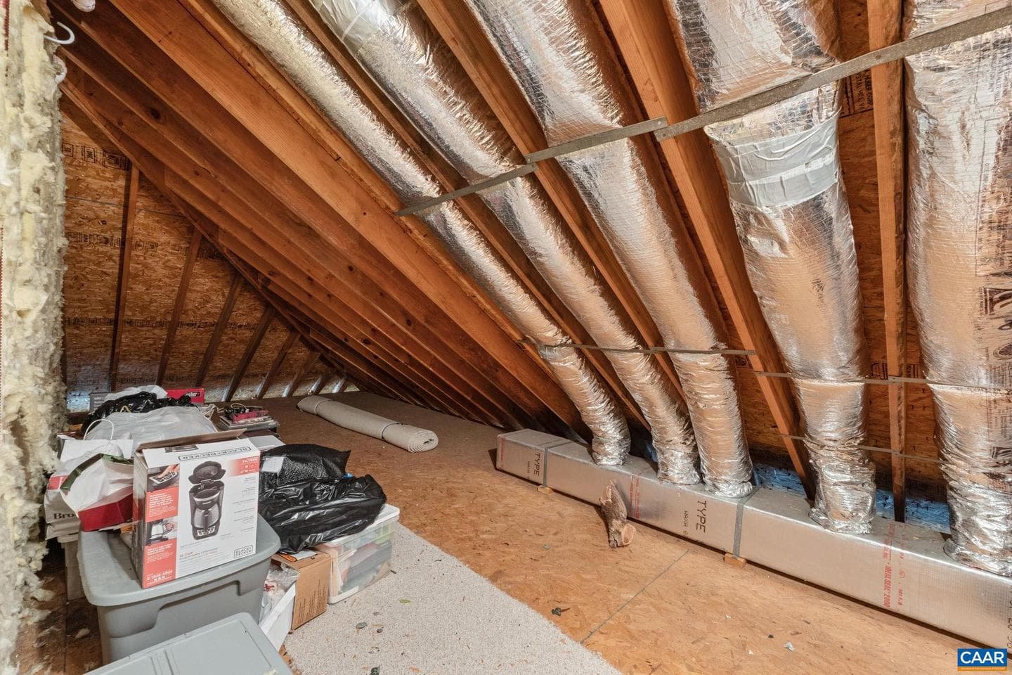 1563 Heathrow Ln photo 34