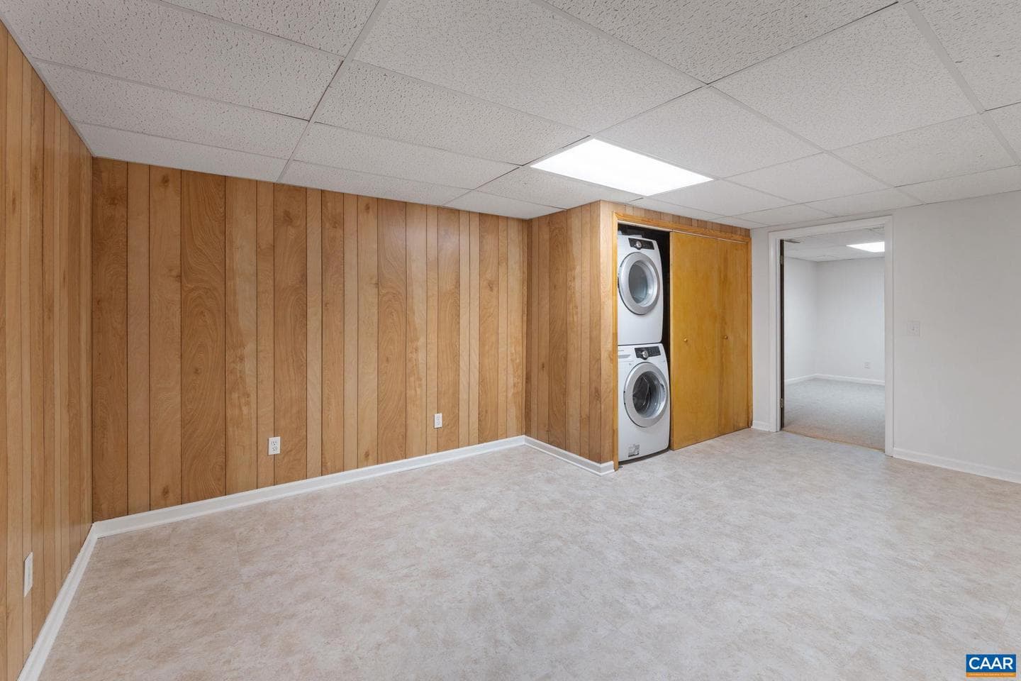 617 Davis Ave photo 37