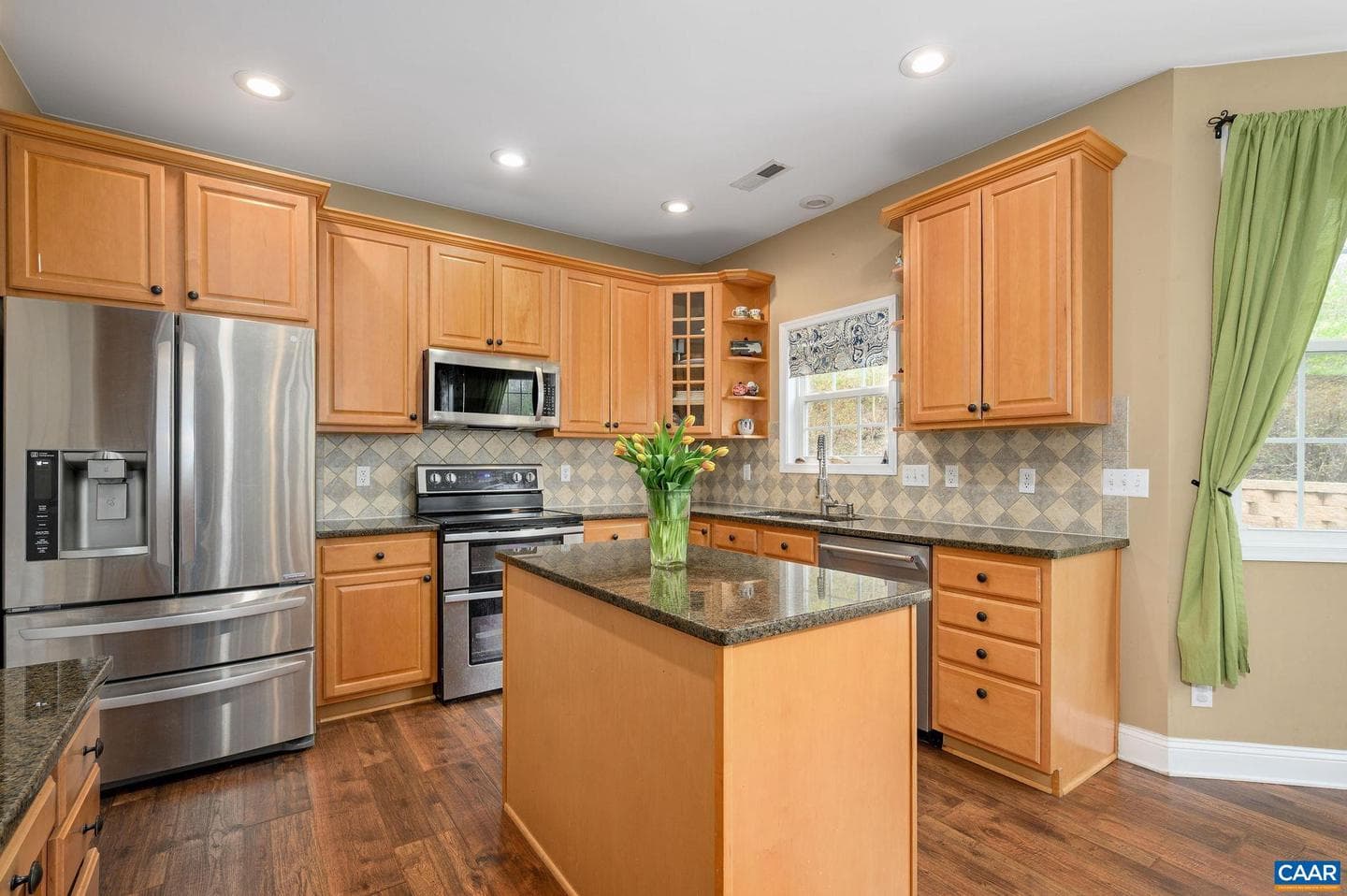 1156 Foxvale Ln photo 12