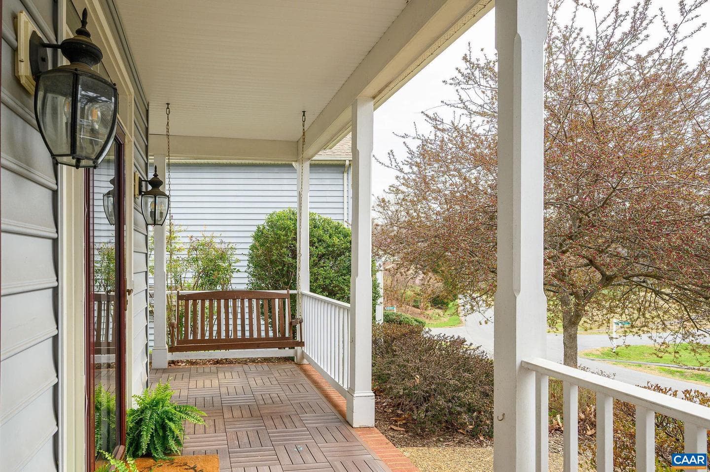 1156 Foxvale Ln photo 3
