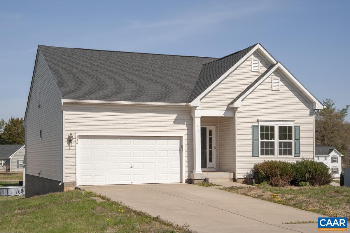 236 Brimfell St photo 41