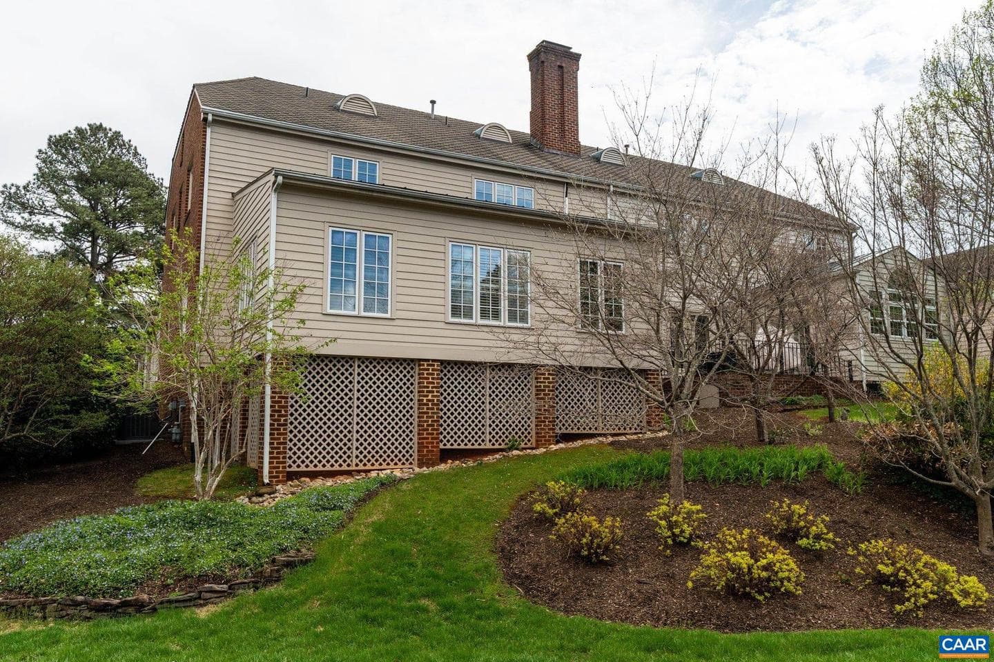 560 Dryden Pl photo 41