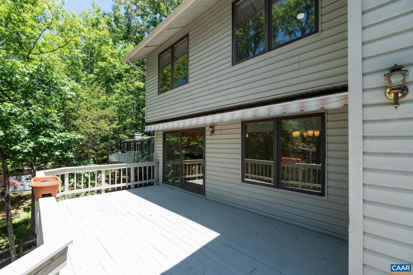 27 Ashlawn Blvd photo 23