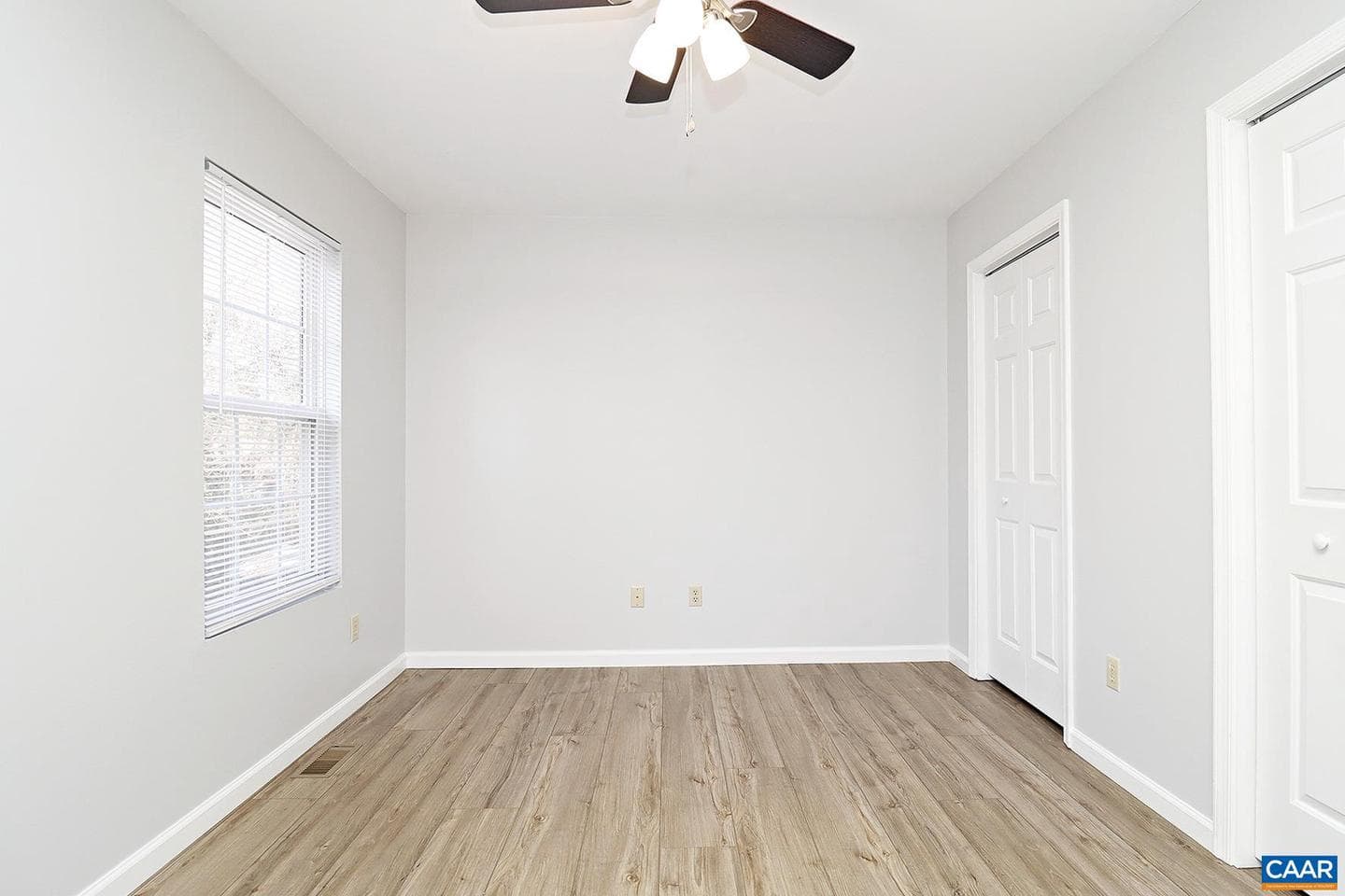 118 Hartford Ct photo 7