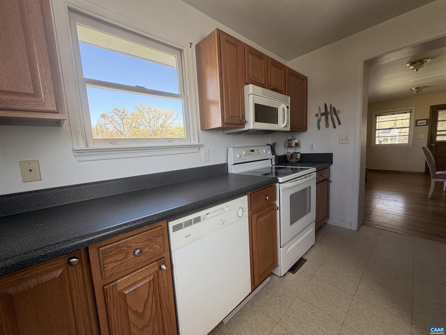 480 Stagecoach Rd photo 11