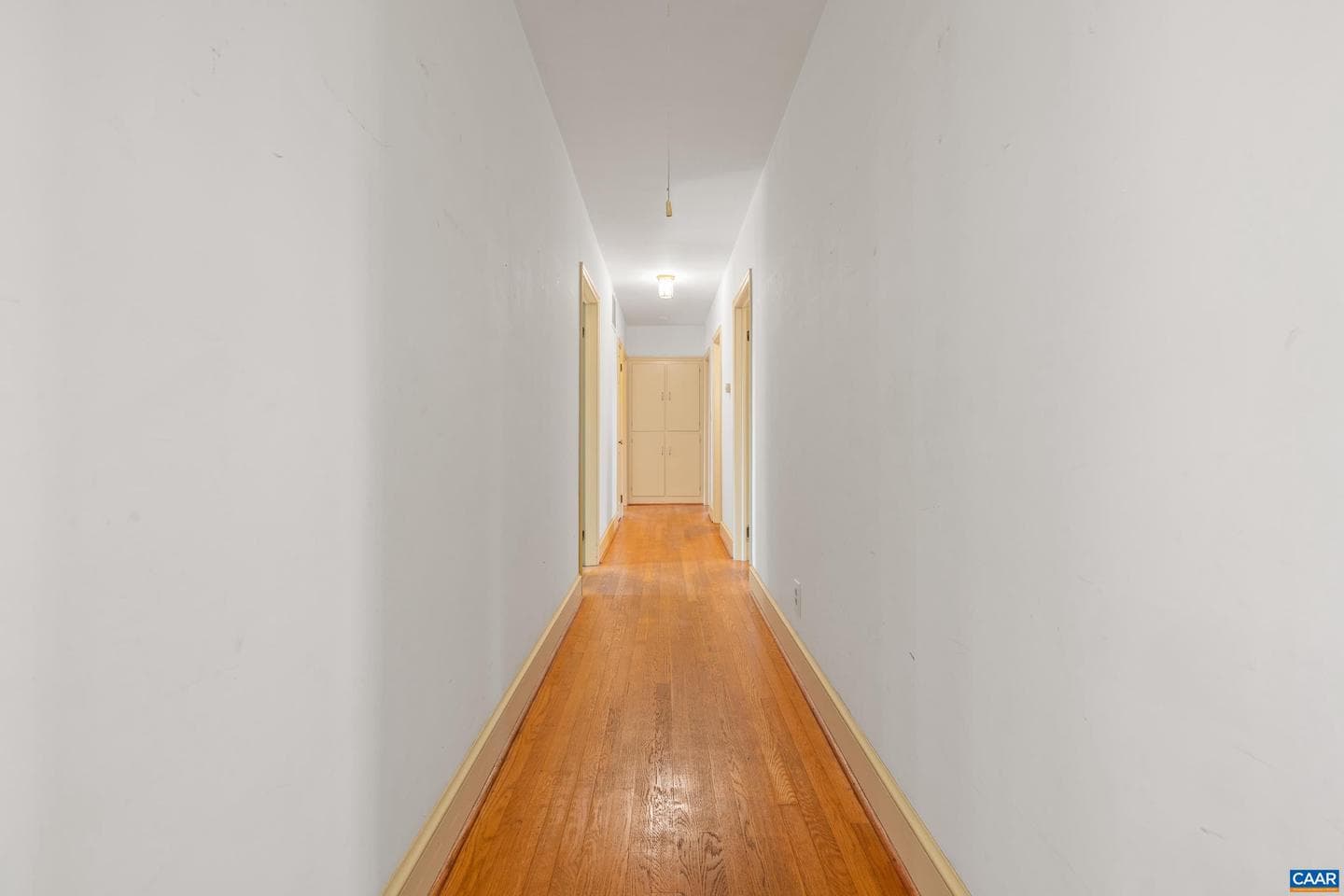 505 W Baker St photo 32