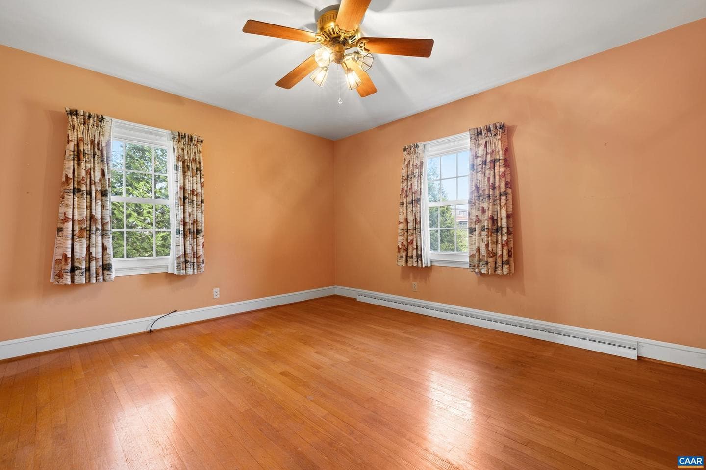 505 W Baker St photo 42