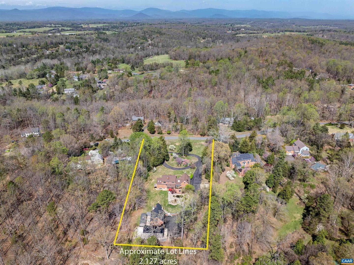 155 Ivy Ridge Rd photo 3