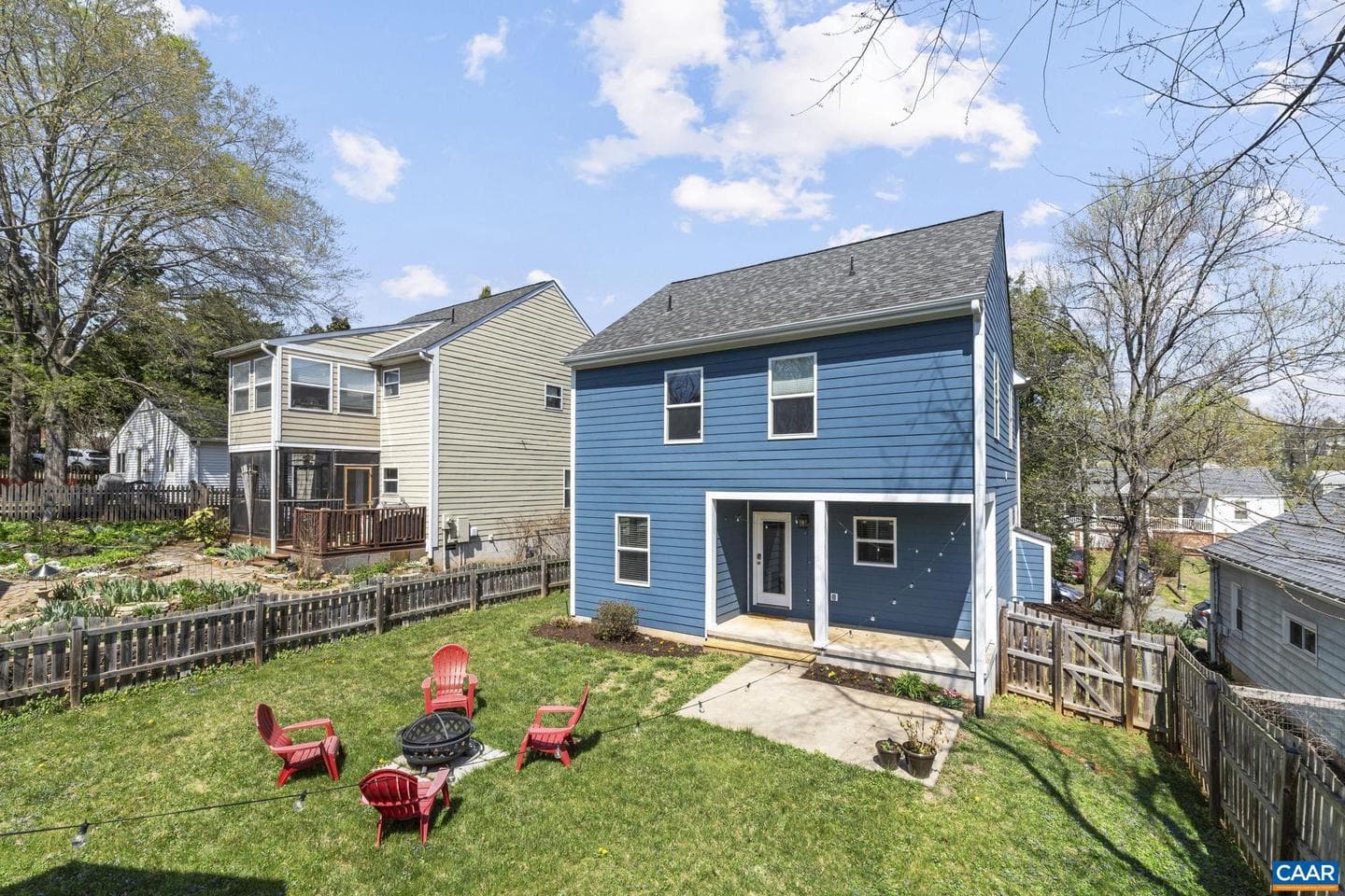 904 Rockland Ave photo 24