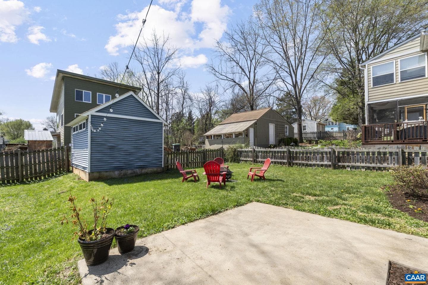 904 Rockland Ave photo 27