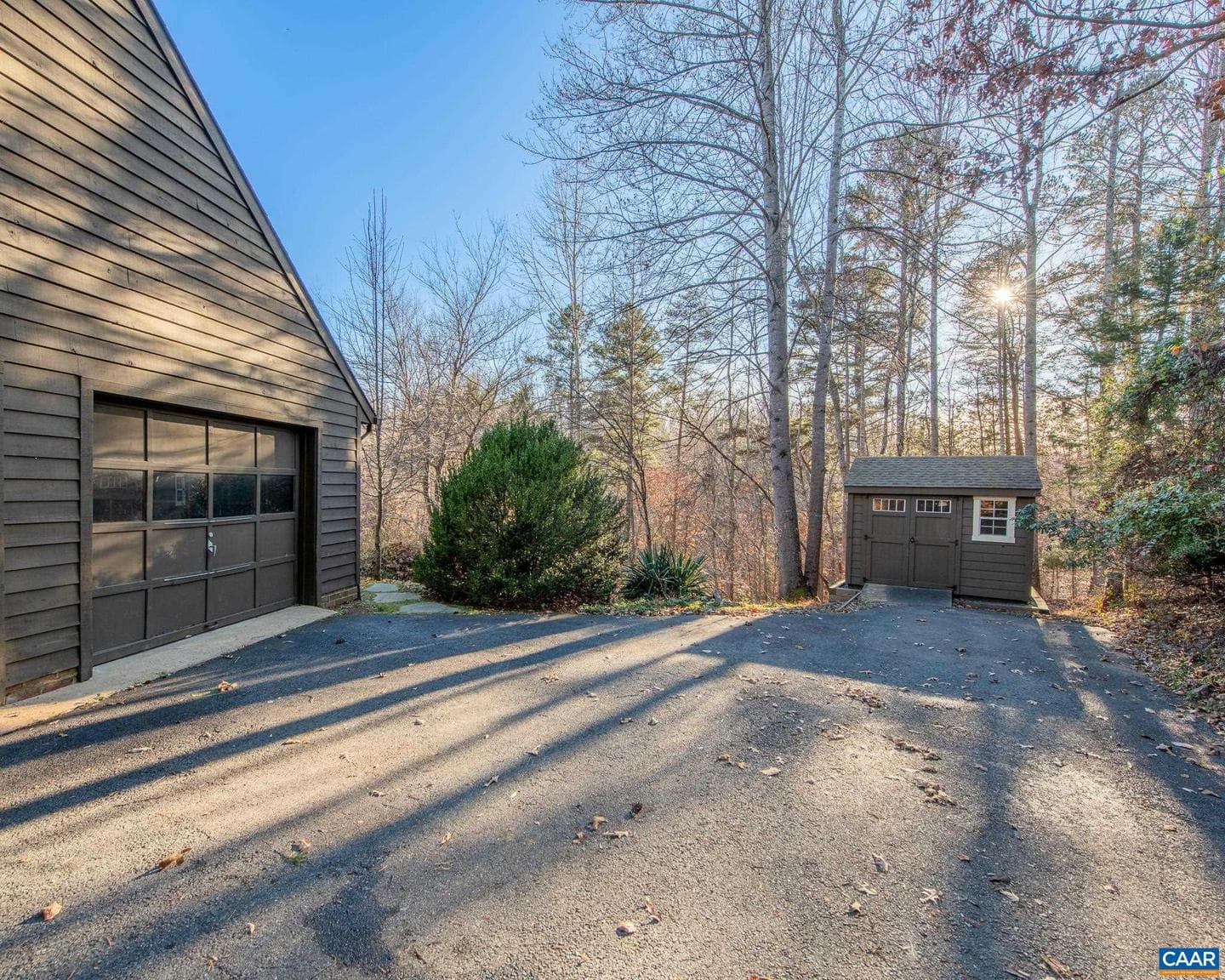 1381 Gristmill Dr photo 3