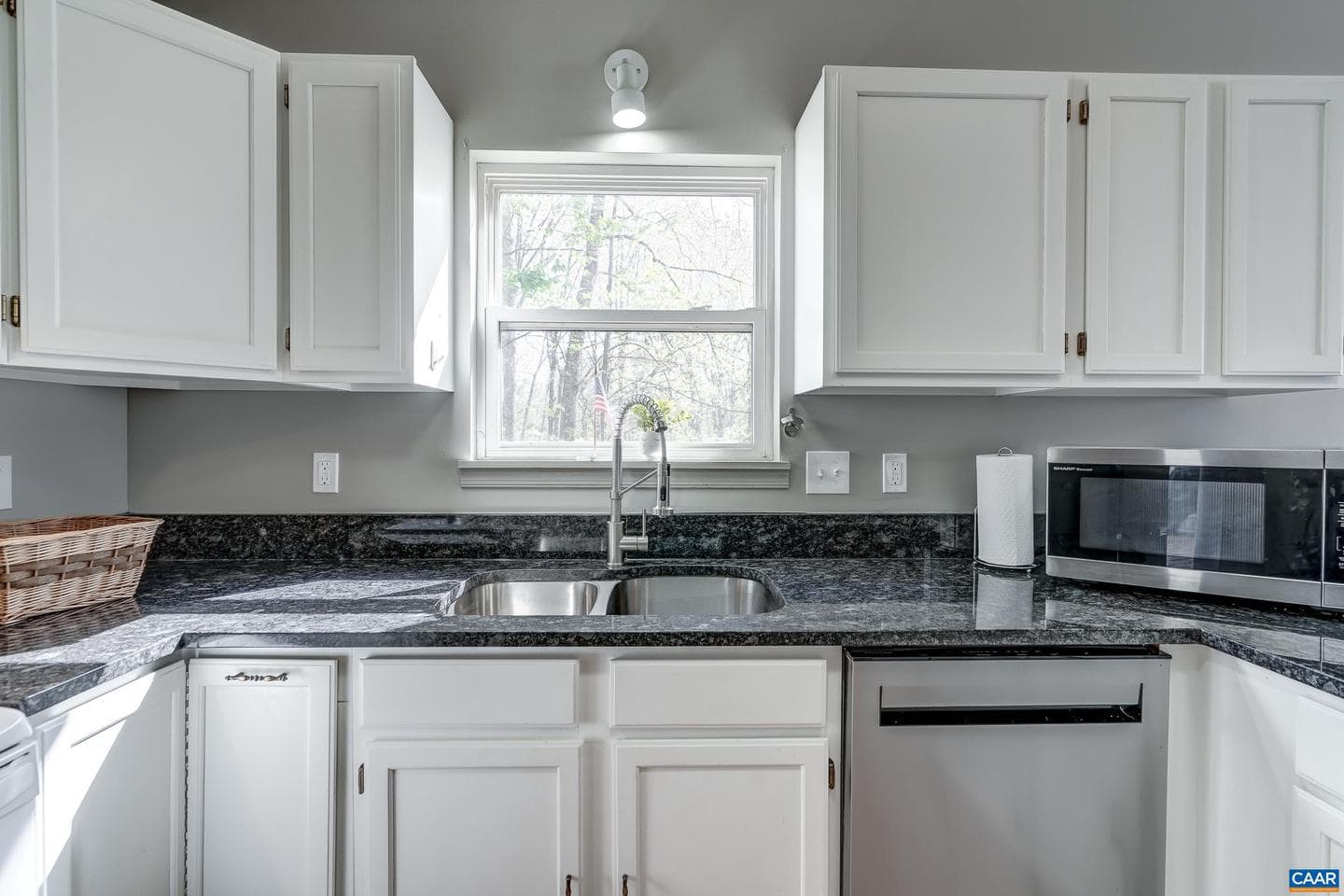 15 Austin Dr photo 11
