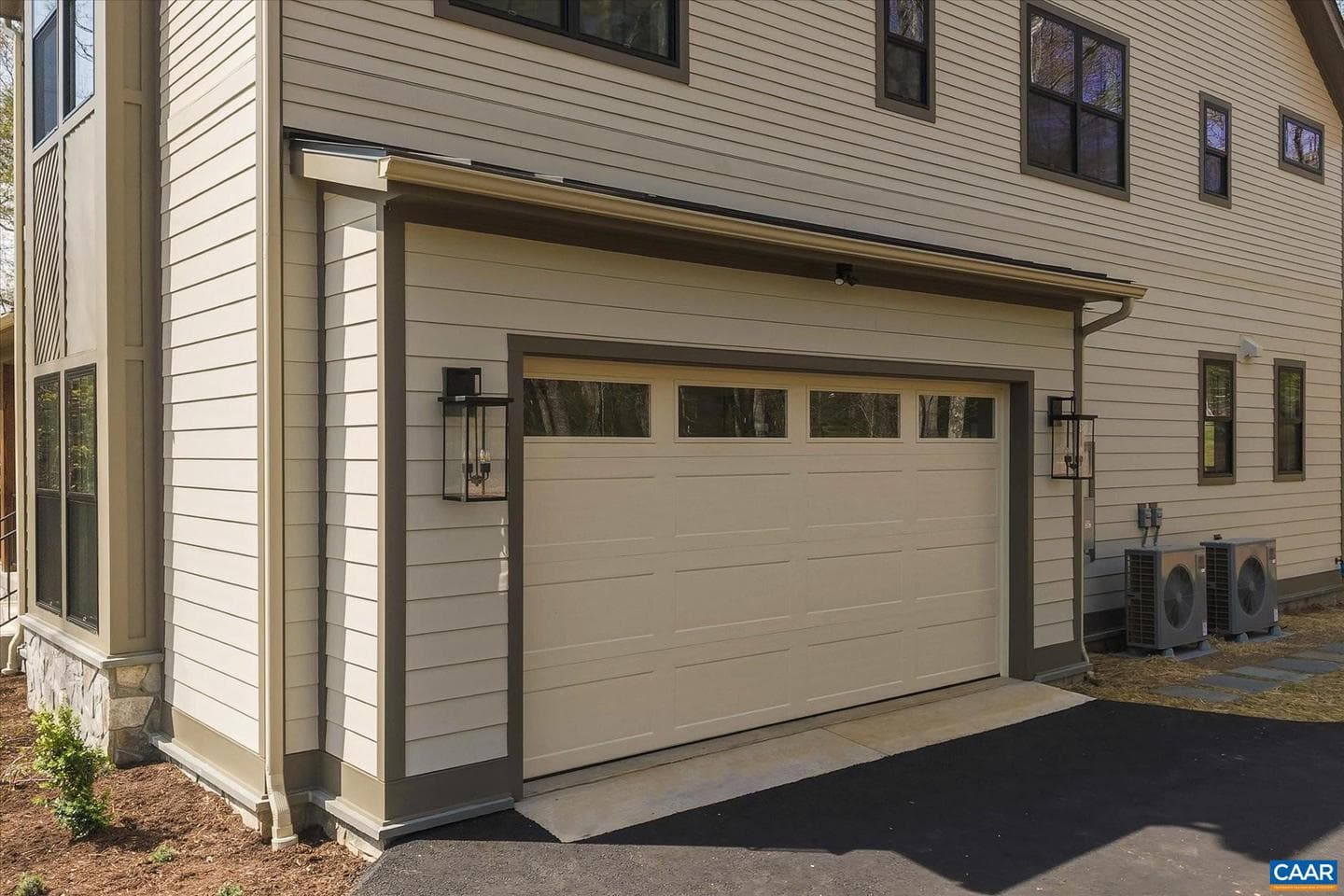369 Sienna Ln photo 15