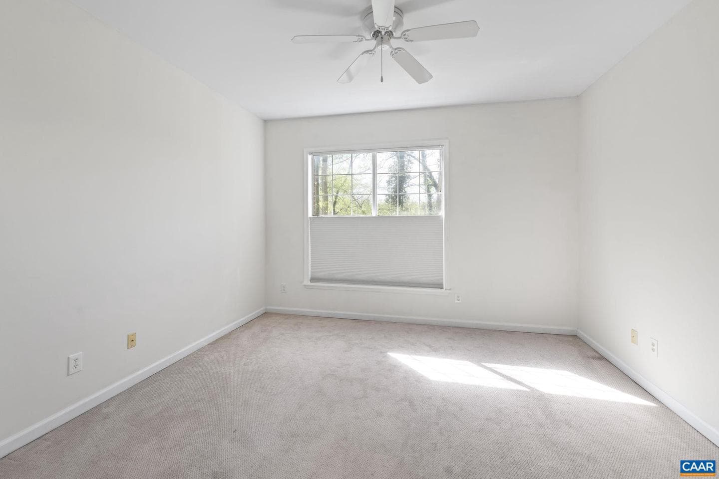 280 Riverbend Dr #1e photo 18