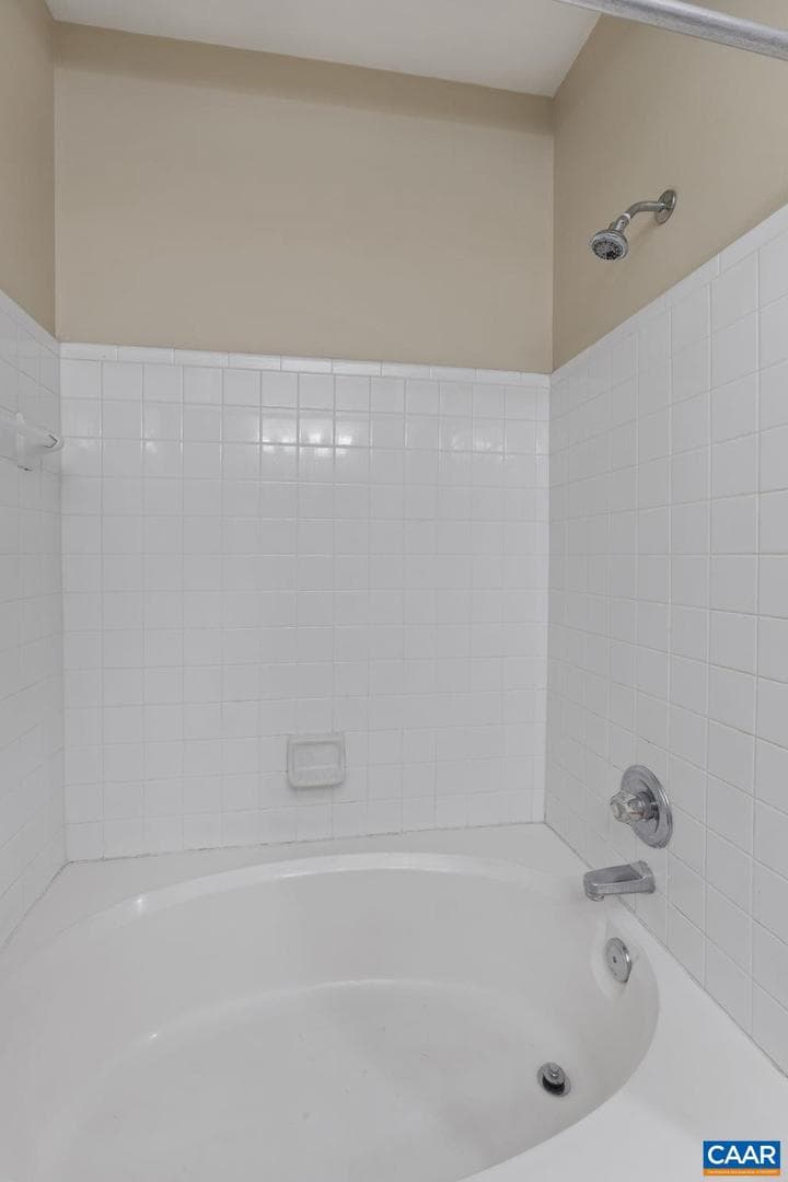 280 Riverbend Dr #1e photo 21