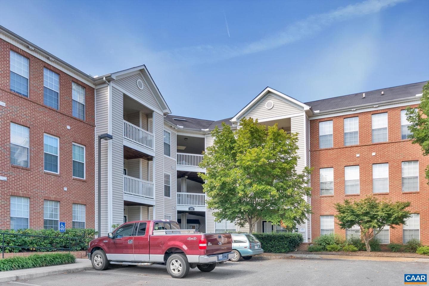 280 Riverbend Dr #1e photo 44