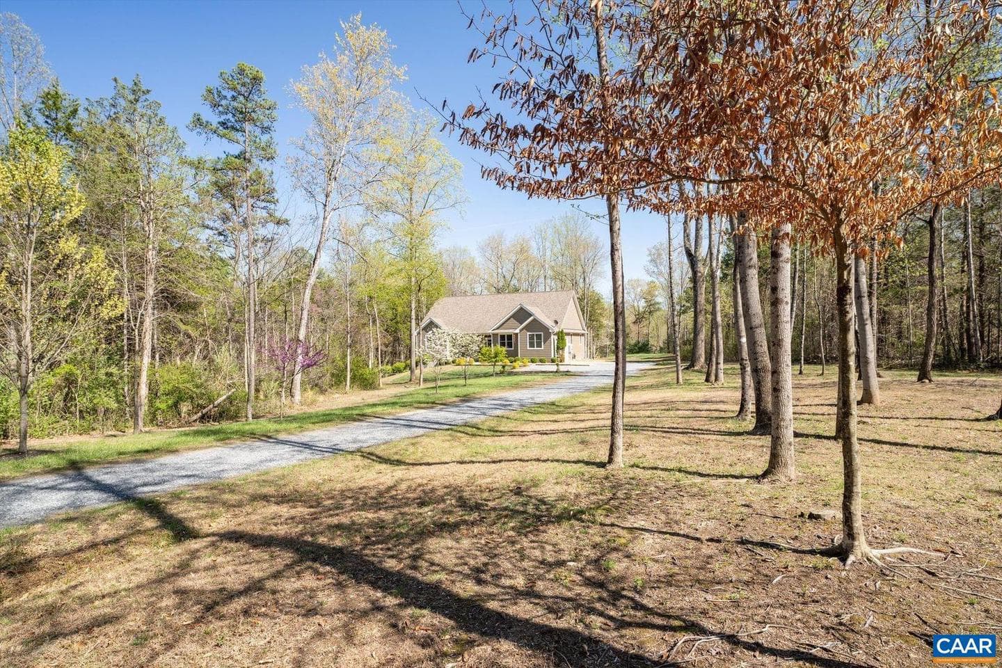 336 Bear Run Rd photo 3