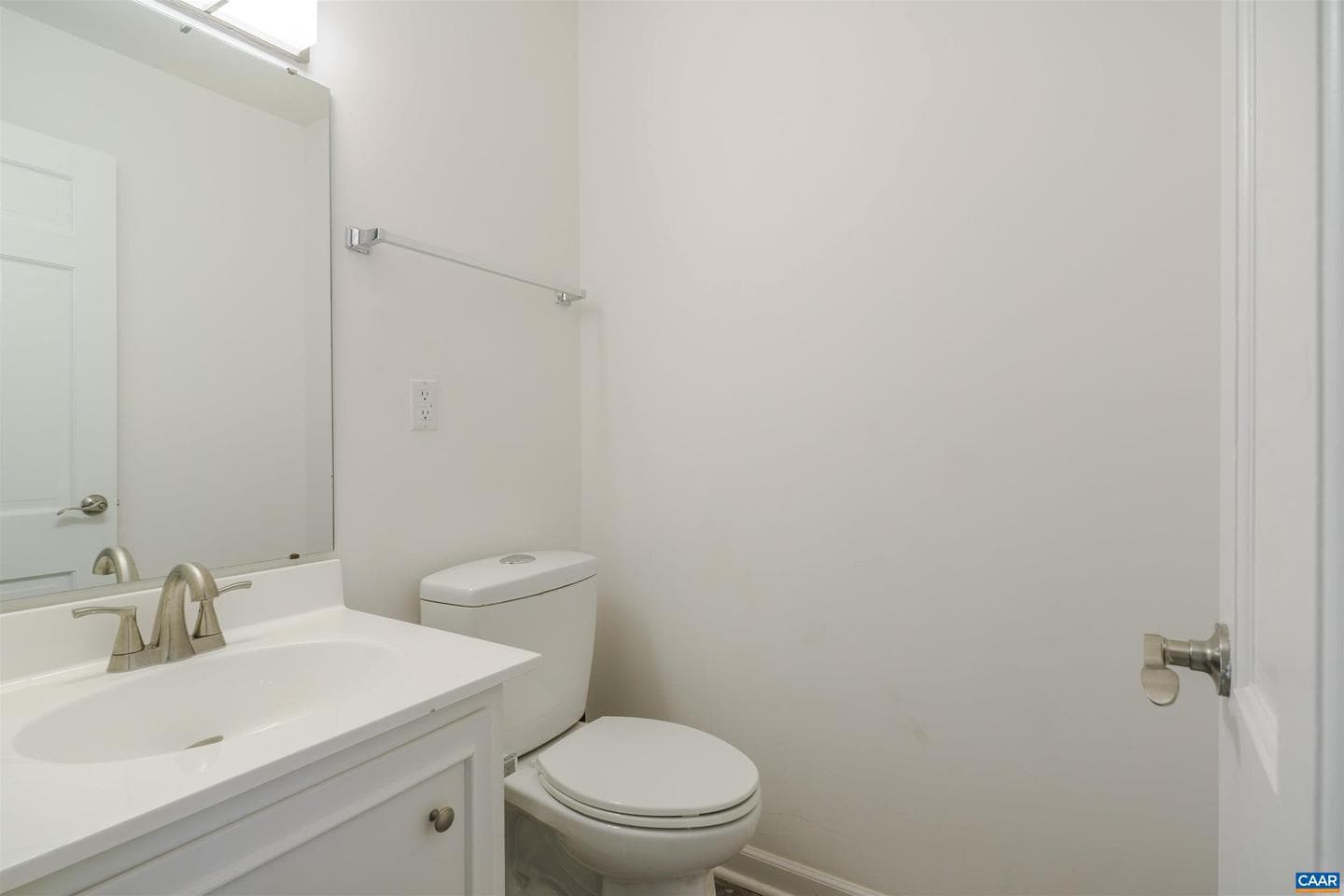 104 Smithfield Ct photo 21