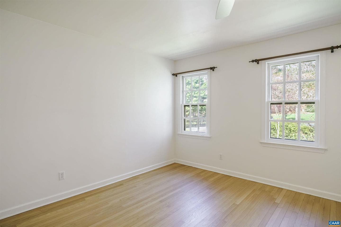 104 Smithfield Ct photo 39
