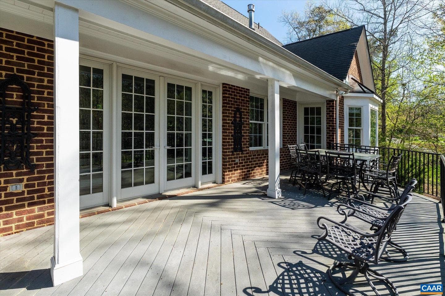 1813 Westerham St photo 25