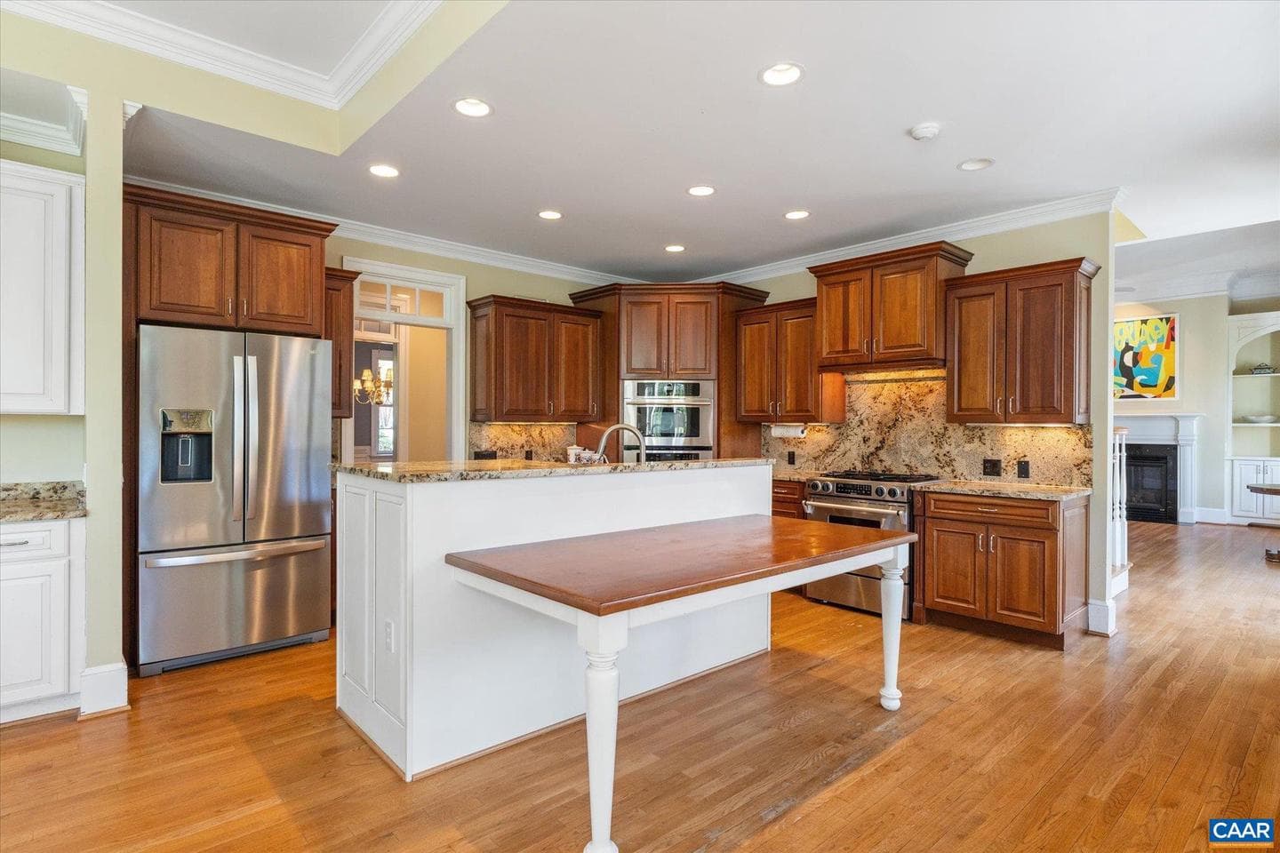 1813 Westerham St photo 36