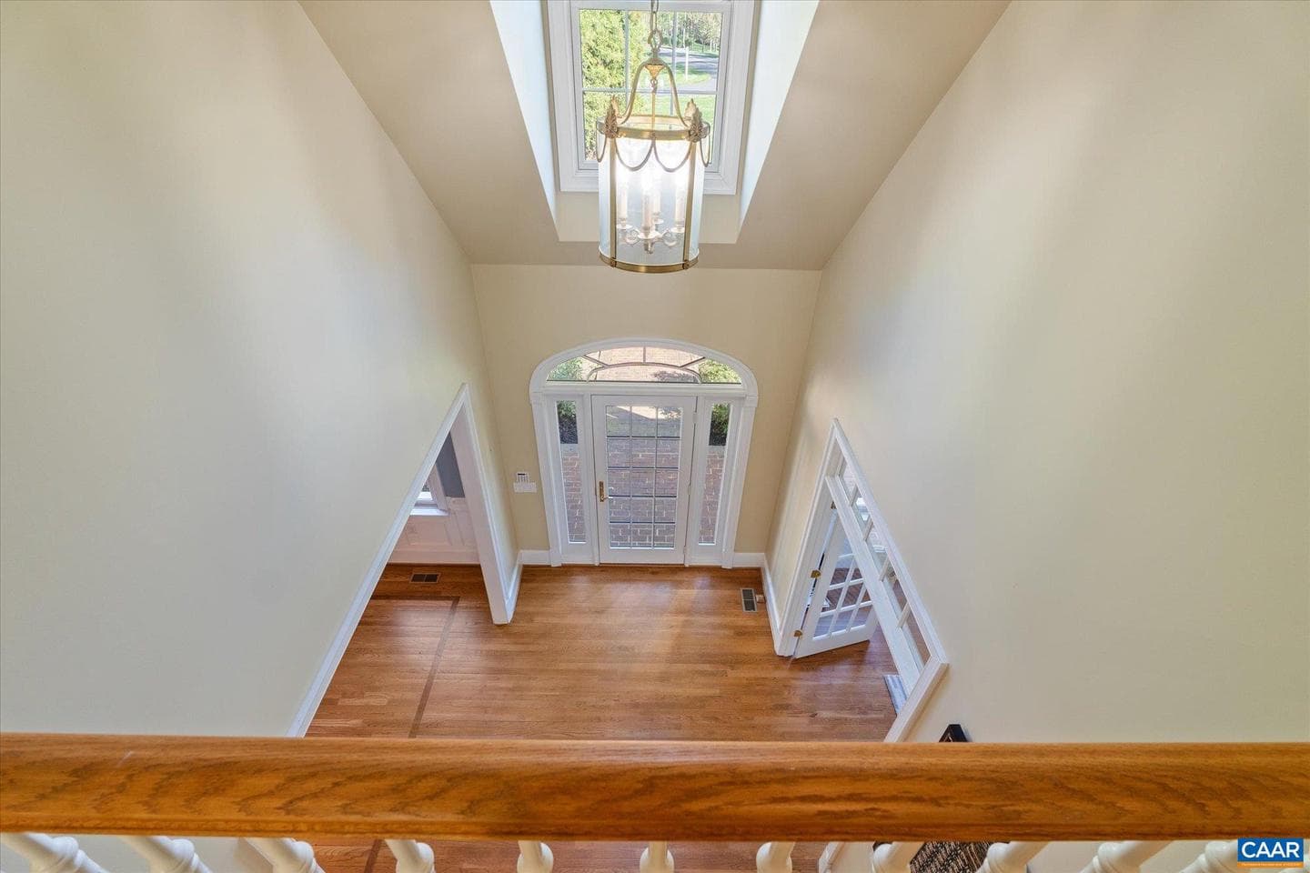1813 Westerham St photo 58
