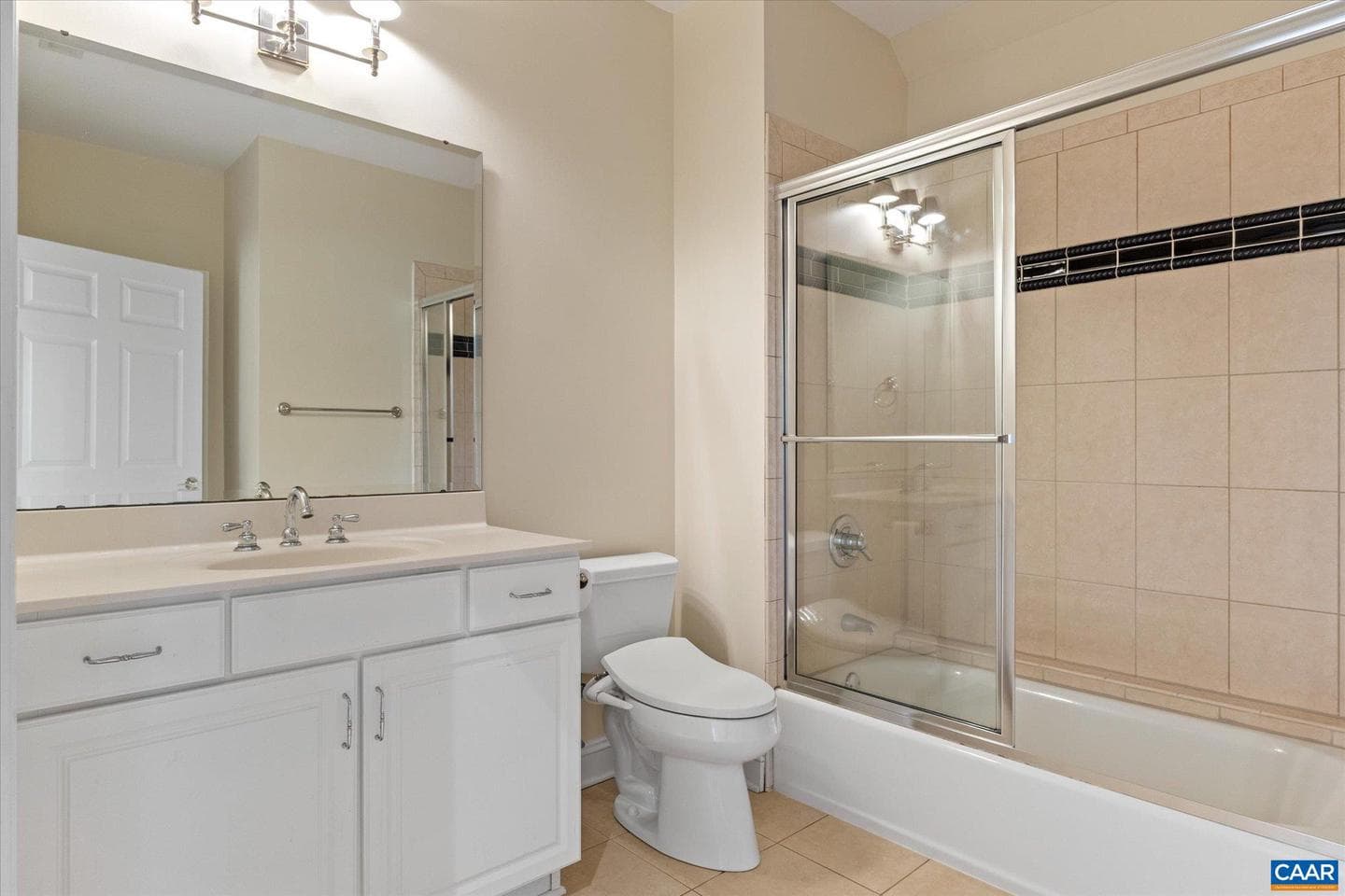 1813 Westerham St photo 65