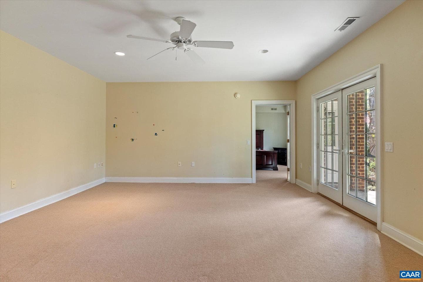 1813 Westerham St photo 68