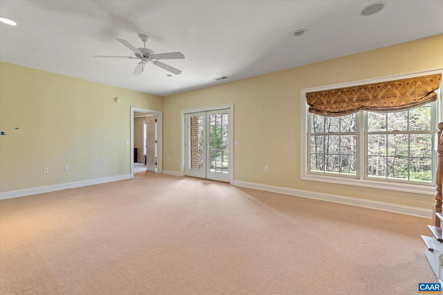 1813 Westerham St photo 69