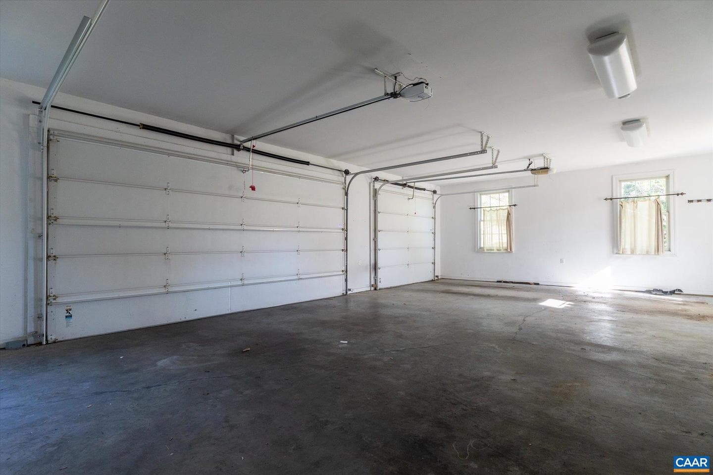 1813 Westerham St photo 74