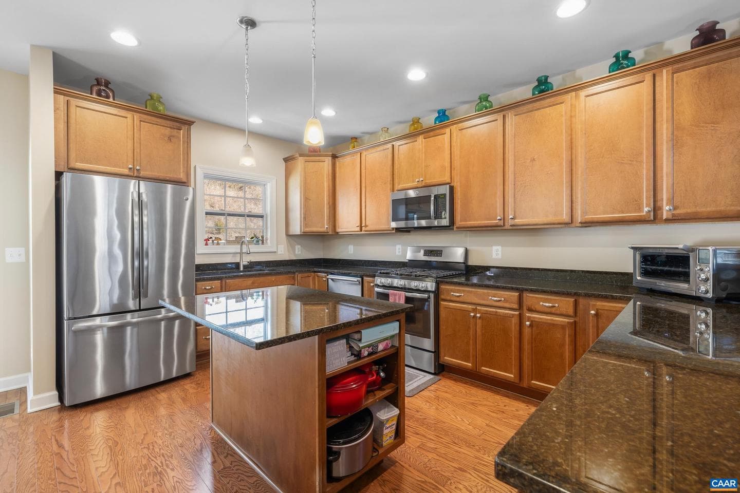 2420 Winthrop Dr photo 7